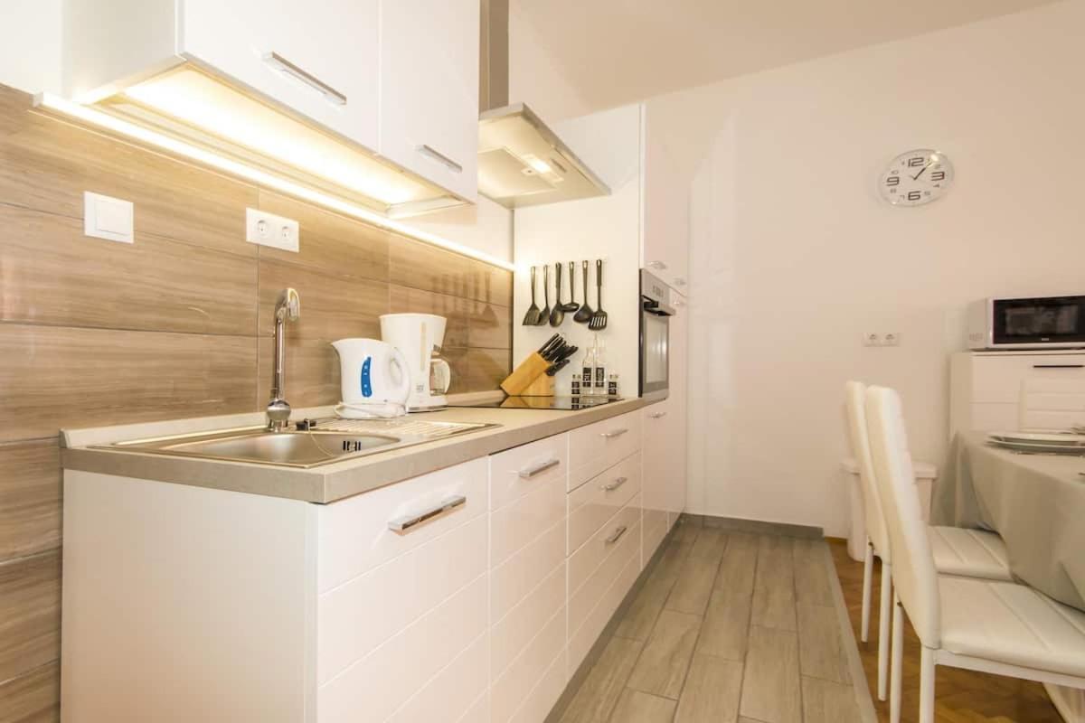 Mila Apartment Klenovica
