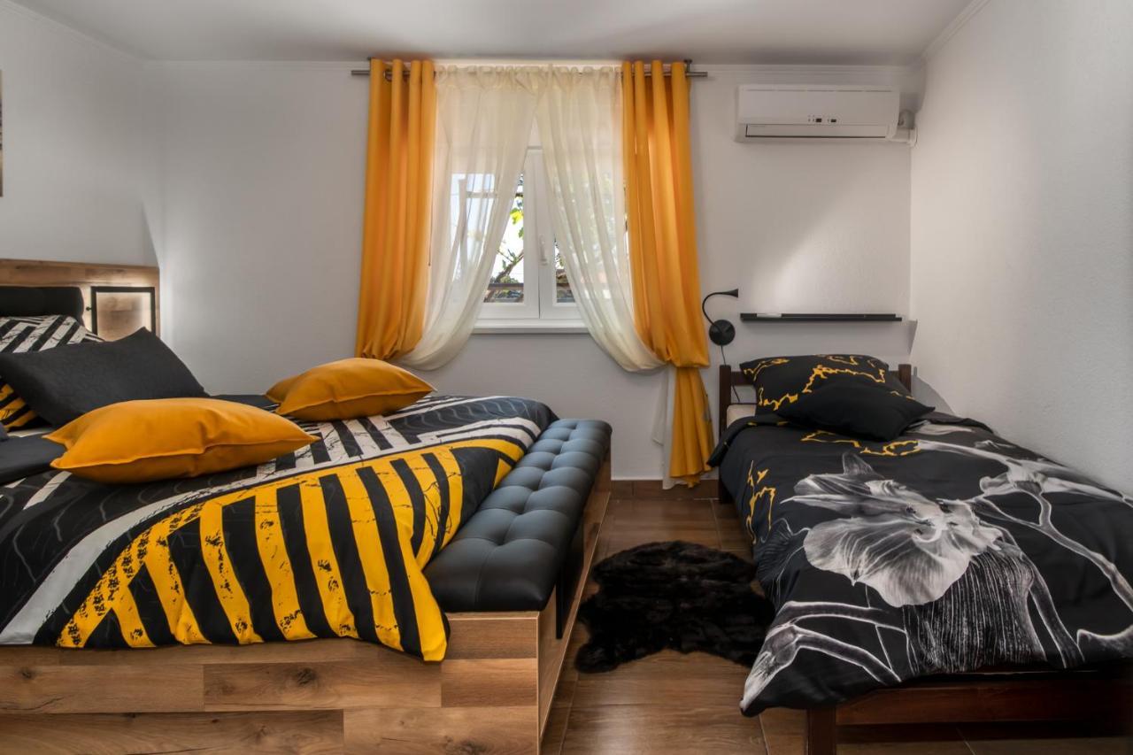 Apartment Mila *