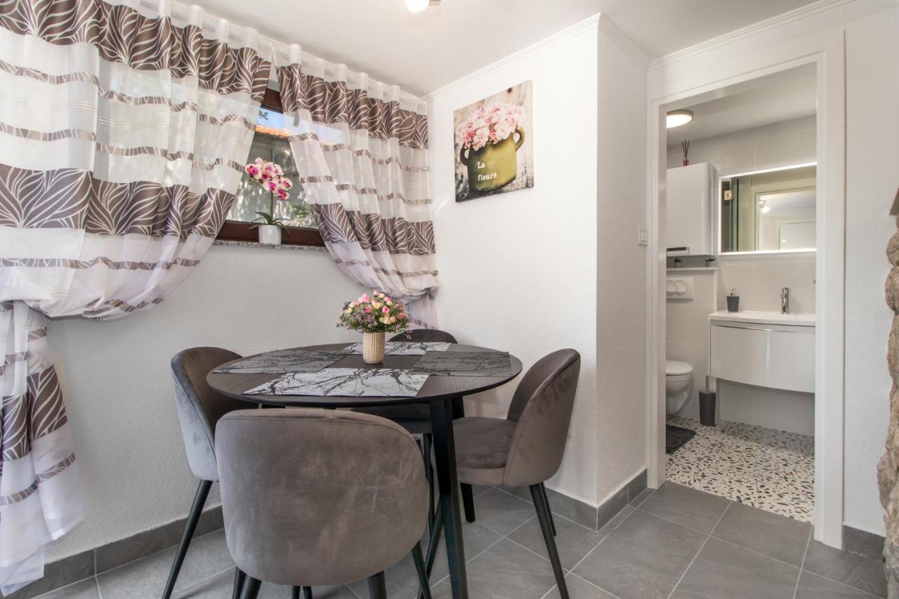 Mila Apartment Klenovica