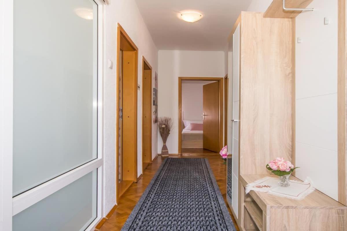 Apartment Mila *